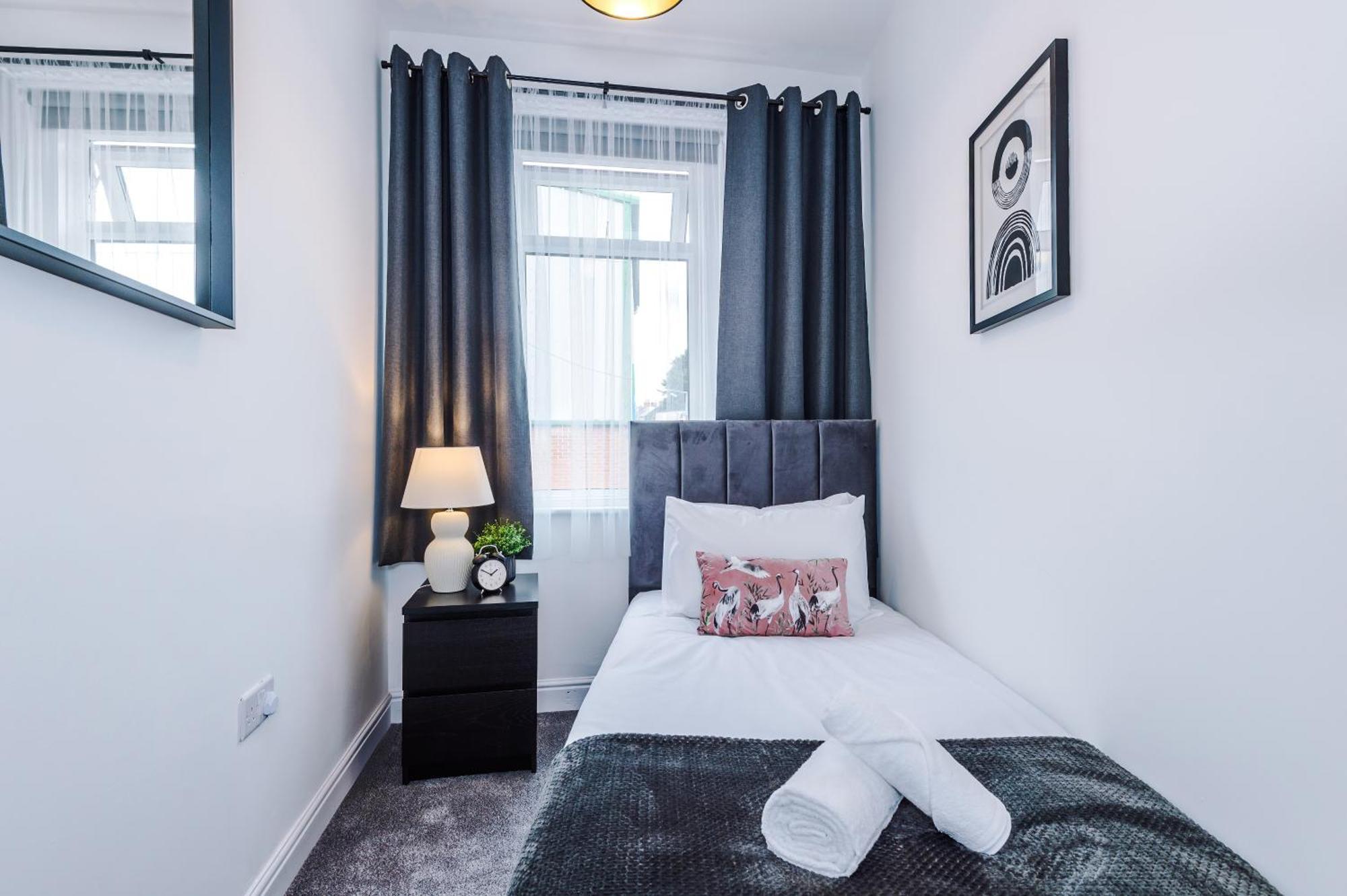 Modern Premium 3 Bed Hidden Gem - Central Location Barnsley Exterior photo